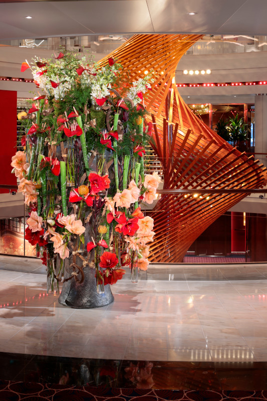Flower Display Atrium - Deck 2 Midship
Rotterdam - Holland America Line